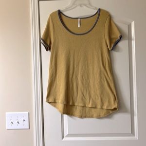 Medium LuLaRoe Classic Tee. Mustard colored.